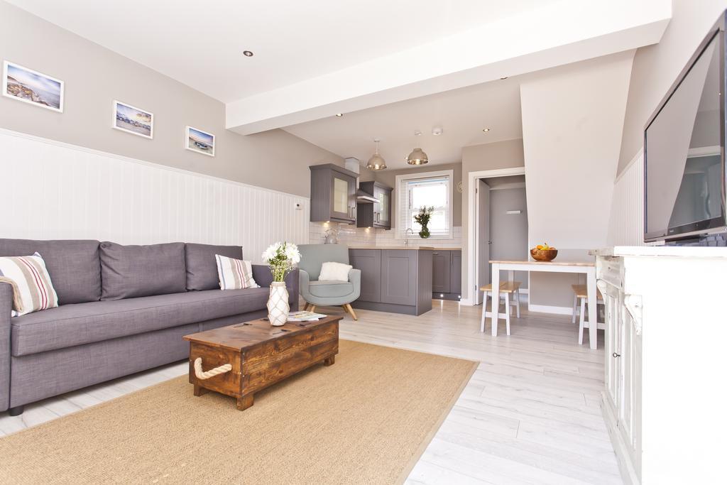 Bournecoast - Coastguard Cottage - Sea View - Garden - Hot Tub - Hb6098 본머스 외부 사진